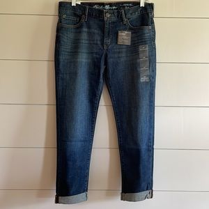 Eddie Bauer Boyfriend Slim Jeans.  Size 4P.  Heritage Wash.  NWT.